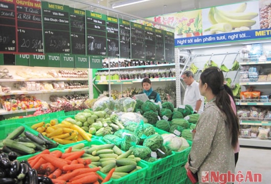 Kích cầu tiêu dùng: Giải pháp tháo gỡ "nút thắt" cho thị trường