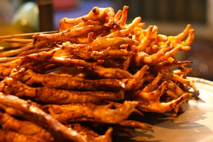 Món ăn từ chân gà: Ít dinh dưỡng, nhiều mối nguy