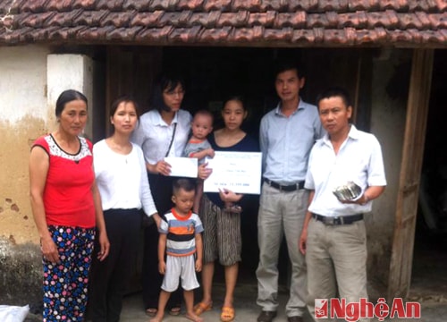 Quan tâm bảo vệ quyền lợi người lao động