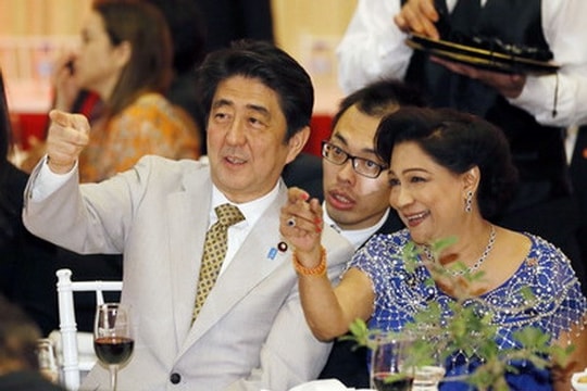 Thủ tướng Nhật Bản công du Mỹ Latinh tăng cường quan hệ