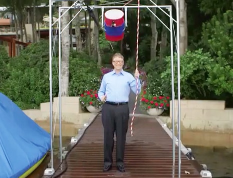 Mark Zuckerberg thách đổ nước đá lên người - Bill Gates kỳ công đáp lại