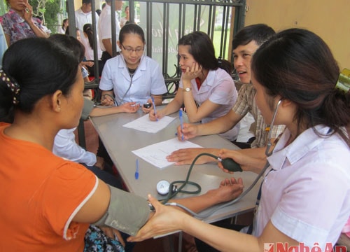 Prudential Việt Nam khám sức khỏe miễn phí cho người dân