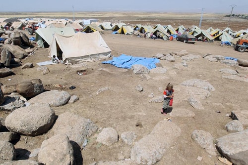 Phiến quân Hồi giáo chôn sống phụ nữ và trẻ em Iraq