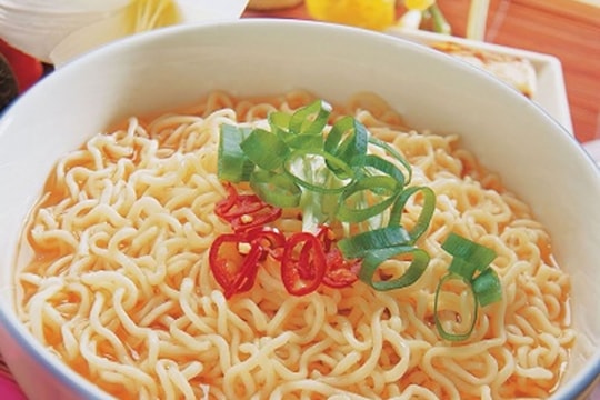 Thêm lý do khiến bạn không nên ăn mì ăn liền