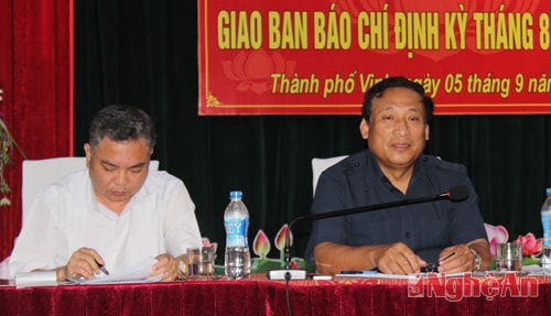 Giao ban báo chí Nghệ An tháng 8 năm 2014