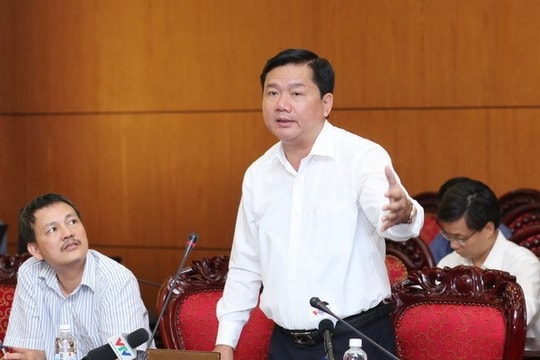 Bộ trưởng Đinh La Thăng: Tăng mức xử phạt lên tối đa để giảm TNGT