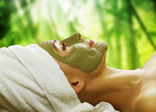 Nước trà xanh: Thần dược của nhan sắc