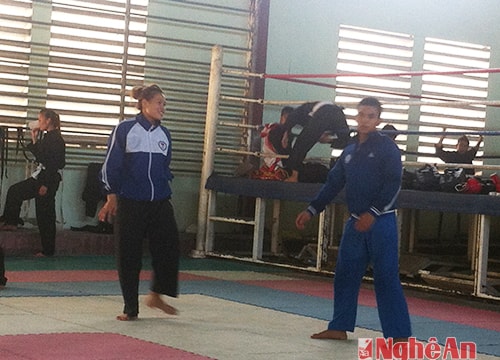 Cô gái "vàng" của Pencak Silat Nghệ An
