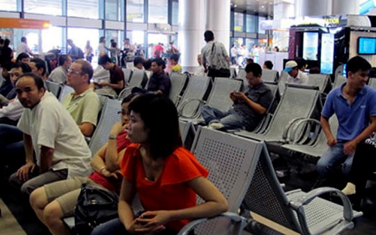 Chậm hoặc hủy chuyến bay, hành khách phải được phục vụ ăn nghỉ