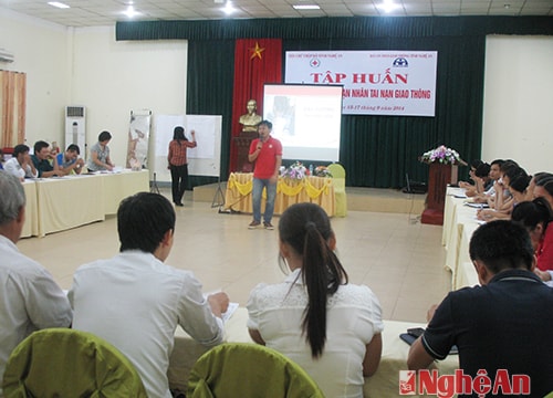 Tập huấn sơ cấp cứu nạn nhân tai nạn giao thông