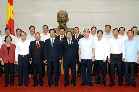 Trao Huân chương Hồ Chí Minh cho 2 nguyên Phó Thủ tướng