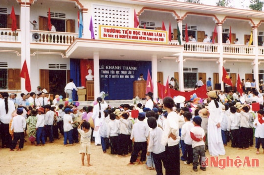 Bác sỹ Nguyễn Minh Hồng: Một cuộc đời nhân ái, tâm huyết