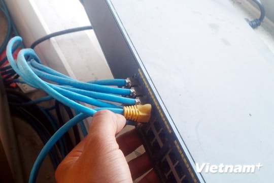 Phải khắc phục sự cố mất kết nối Internet băng rộng trong 36 giờ
