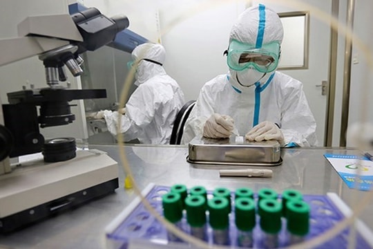 Nữ y tá Australia bị cách ly vì nghi nhiễm Ebola