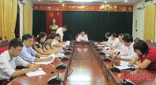 Thường trực Tỉnh ủy làm việc với các Ban và Văn phòng Tỉnh ủy