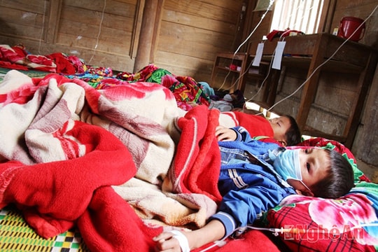 Tương Dương: 127 học sinh nghỉ học vì nghi dịch sởi