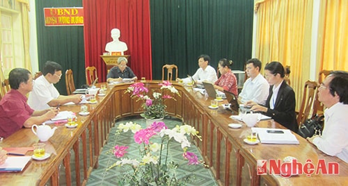 Cần có chính sách ưu tiên tạo việc làm cho con em đồng bào DTTS