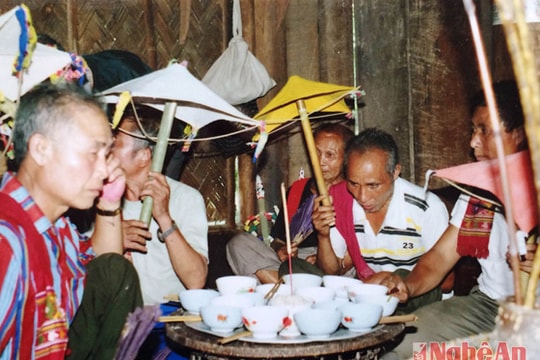 Bảo tồn phong tục, tập quán: Phải "gạn đục, khơi trong"