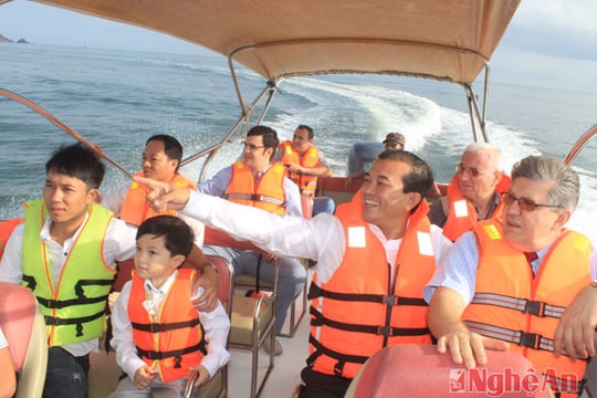 Quảng bá tiềm năng du lịch biển đảo Cửa Lò đến du khách nước ngoài