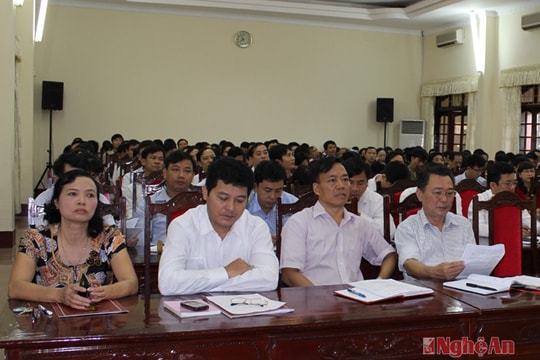 Hướng dẫn xây dựng văn kiện và phục vụ ĐH Đảng cấp trên cơ sở