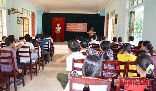 Tuyên truyền, phổ biến giáo dục pháp luật cho Tổng đội TNXP 5