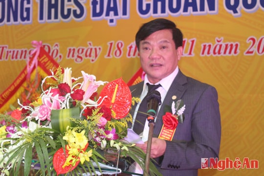 Trường THCS Trung Đô đón nhận danh hiệu Chuẩn quốc gia