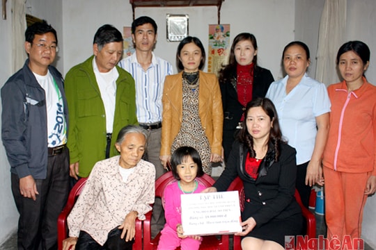 Trường Tiểu học Quỳnh Thiện B hỗ trợ học sinh mồ côi bị TNGT