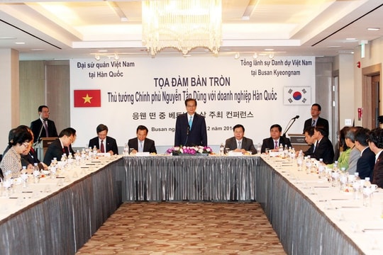 Thủ tướng Nguyễn Tấn Dũng tiếp Thị trưởng thành phố Busan