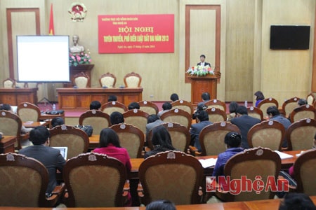 Hội nghị tuyên truyền, phổ biến Luật đất đai năm 2013