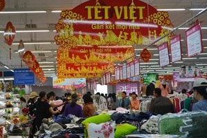 Thủ tướng yêu cầu bình ổn giá cả thị trường Tết Ất Mùi 2015