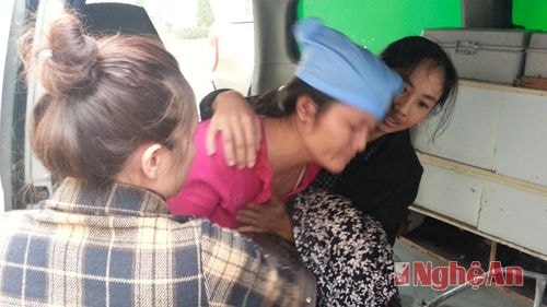 Diễn Châu: Ngộ độc thức ăn, nhiều công nhân nhập viện