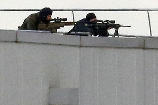 Nhìn lại 2 cuộc giải cứu con tin ở Pháp