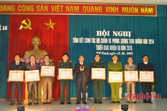 Triển khai công tác Nội chính và Phòng, chống tham nhũng năm 2015