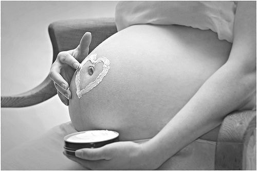 Những lưu ý với mẹ bầu để tránh sinh non