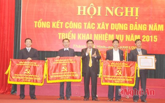 Phát huy vai trò lãnh đạo của Đảng trong khối doanh nghiệp
