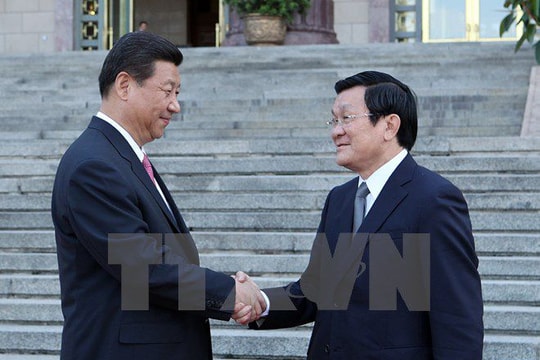 Lãnh đạo Việt-Trung trao đổi điện mừng 65 năm quan hệ ngoại giao