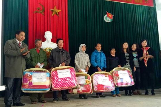 Lớp cao cấp chính trị khóa 7 thực tế tại các huyện miền núi