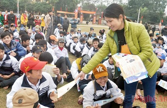 Chiến dịch dân số năm 2015: Vượt khó để về đích