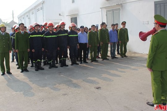 Thực tập phương án chữa cháy tại Nhà máy sản xuất bật lửa