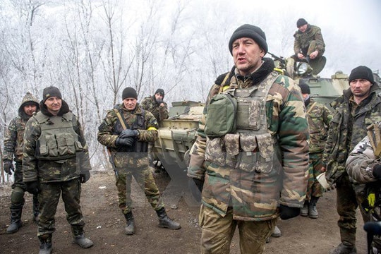 Hàng loạt binh sỹ Ukraine tại Debaltsevo ra hàng vì đói rét
