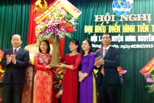 Hưng Nguyên biểu dương phụ nữ điển hình tiên tiến