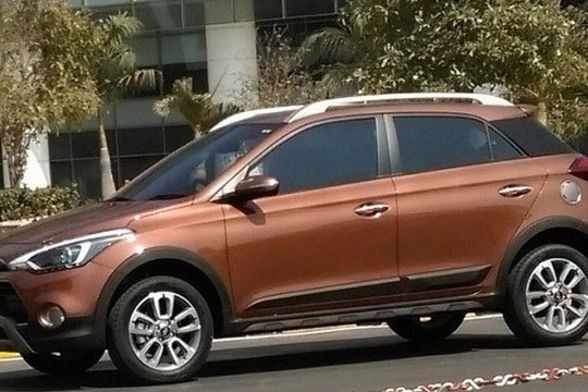 Hyundai i20 Active giá 200 triệu đồng rục rịch ra mắt