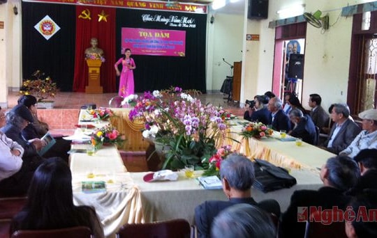 Yên Thành: Tọa đàm, gặp mặt báo chí, văn nghệ sĩ đầu xuân Ất Mùi