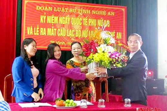 Đoàn luật sư Nghệ An: Ra mắt CLB nữ Luật sư