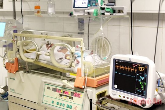 Thai nhi mổ cấp cứu khi mẹ gặp tai nạn giao thông đã xuất viện