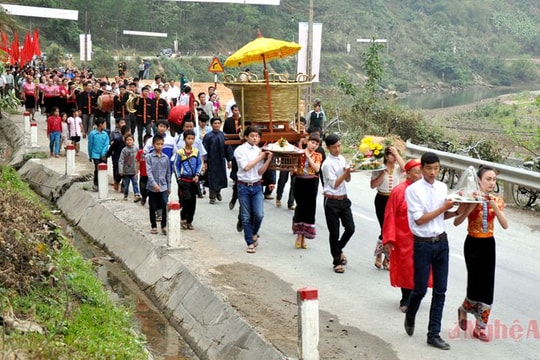 Lễ hội Đền Pu Nhạ Thầu