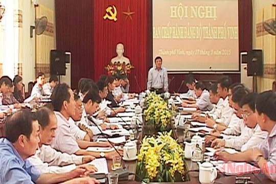 BCH Đảng bộ TP Vinh góp ý Dự thảo báo cáo chính trị đại hội