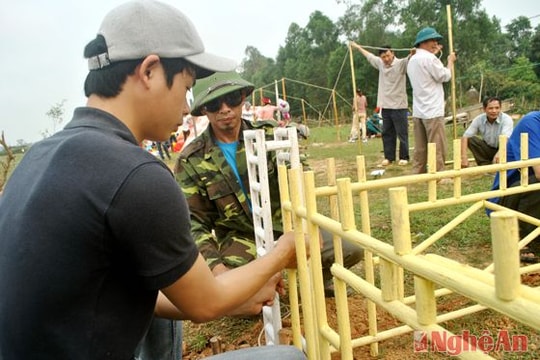 Tưng bừng lễ hội Đền Đức Hoàng