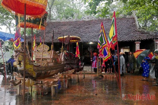 Hưng Nguyên tổ chức lễ hội đền Thanh Liệt