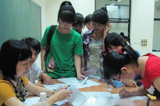 Mức phí dự tuyển các môn năng khiếu cao nhất là 300.000 đồng